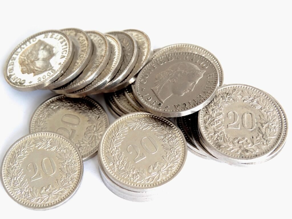 Should You Save Money Or Pay Off Debt First?